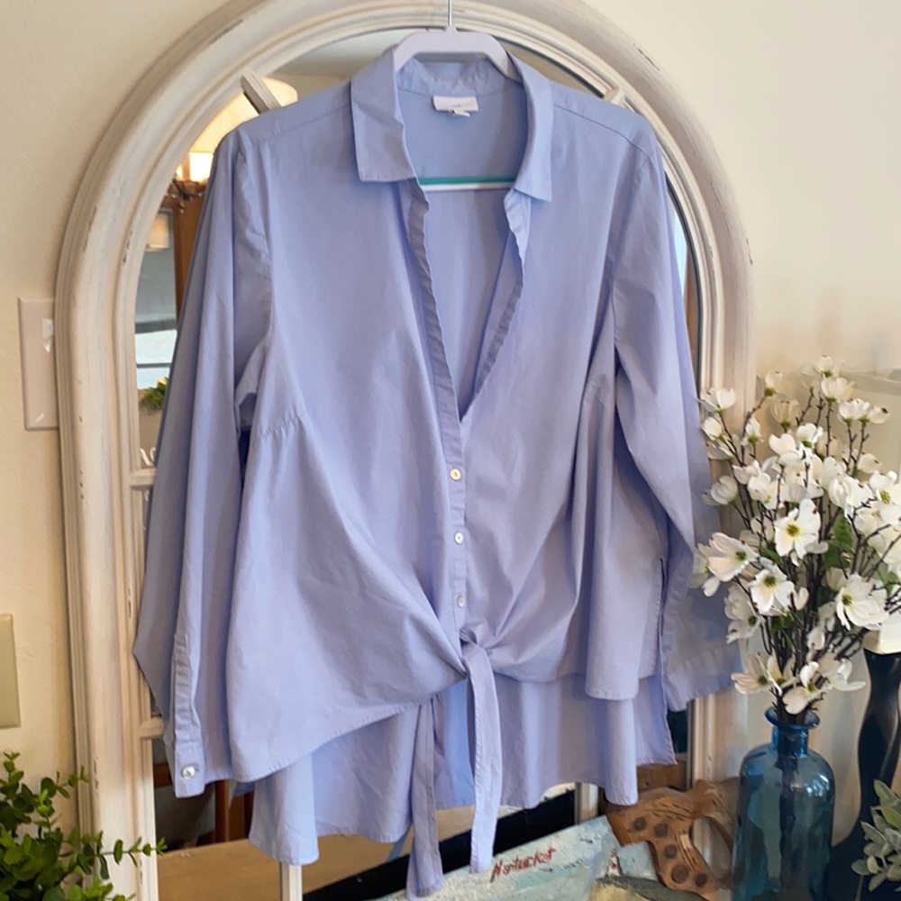 J Jill blue high low button down with tie bottom